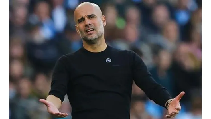 James Gill - Danehouse/Getty Images - Guardiola revoltado com arbitragem em clássico