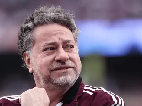 Barca de saída? Casares estuda "pacotão de reforços" para ter atacante do Grêmio