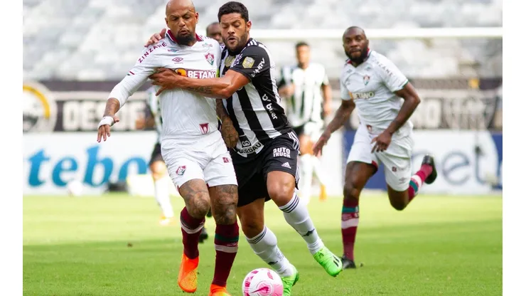 Foto: Fernando Moreno/AGIF - Atlético-MG reclamou da não expulsão de Felipe Melo