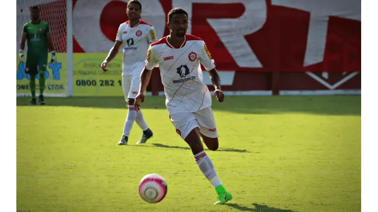 Victor Souza. David quer 'presente' para celebrar 150 jogos pelo Tombense