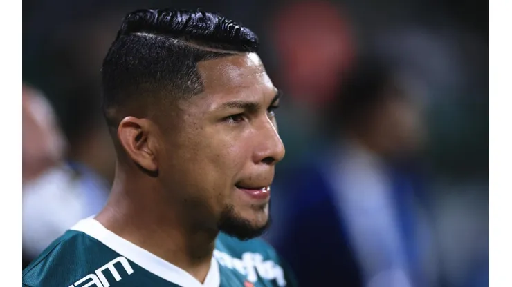 Foto: Ettore Chiereguini/AGIF - Rony está fora do jogo por conta de suspensão.