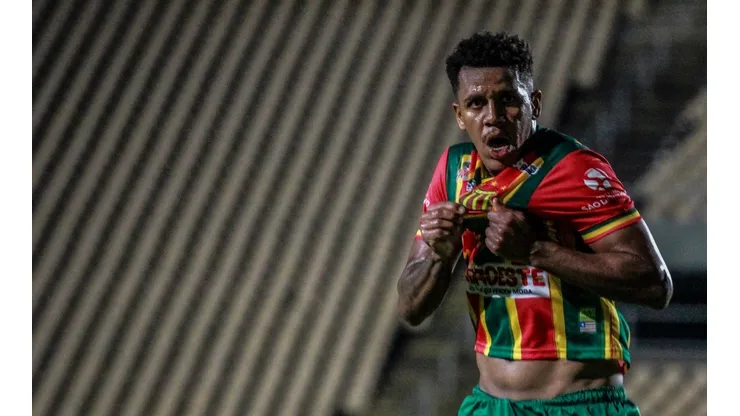 Ronald Felipe/AGIF. O volante reforçou o desempenho do elenco para conseguir o acesso