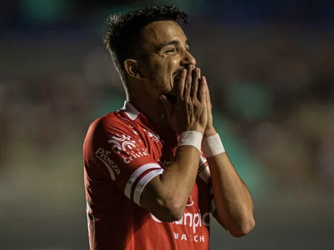 Matheuzinho decide para o Vila Nova e abre o coração após vitória para cima do Cruzeiro