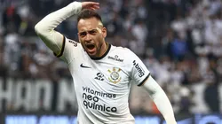 Maycon está de volta ao Corinthians (Foto: Marcello Zambrana/AGIF)