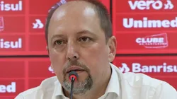 Foto: Ricardo Duarte/Internacional - Barcellos renova com defensor até 2025