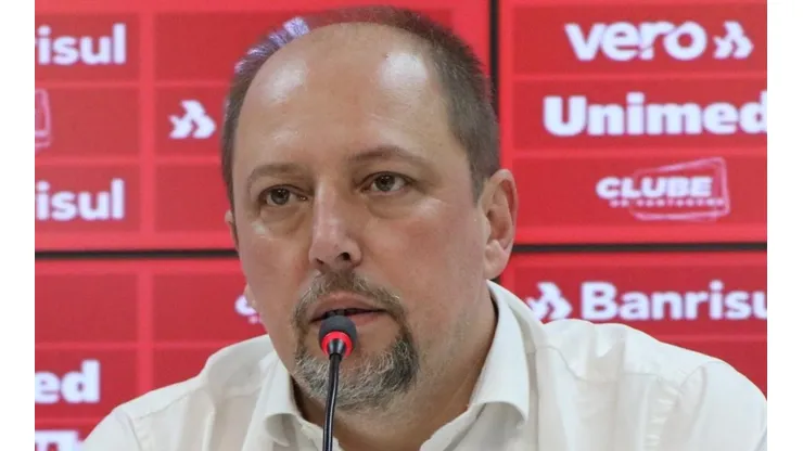 Foto: Ricardo Duarte/Internacional - Barcellos renova com defensor até 2025