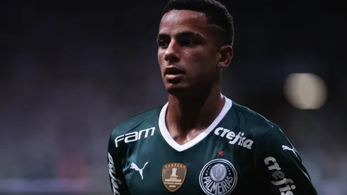 Giovani, ex-cria alviverde em ação pelo Palmeiras Foto: Ettore Chiereguini/AGIF