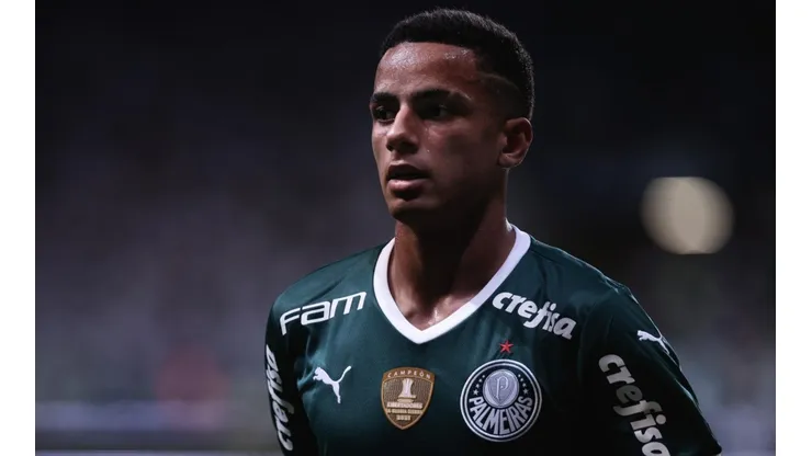 Giovani, ex-cria alviverde em ação pelo Palmeiras Foto: Ettore Chiereguini/AGIF