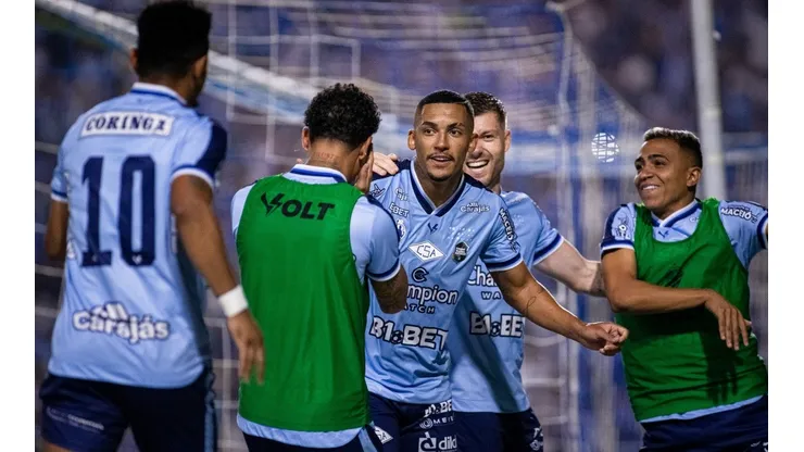 Foto: Alisson Frazao/AGIF - CSA tem retorno importante no time