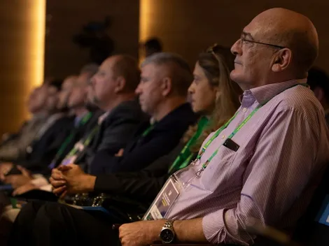 Rueda paga R$ 50 mil em condomínio de luxo e meia vive incógnita no Santos