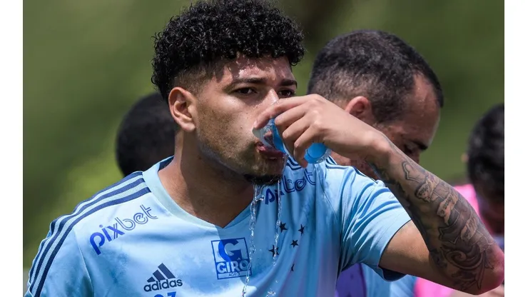 Foto: Gustavo Aleixo/Cruzeiro/Divulgação - Machado: volante garantiu foco do Cruzeiro na reta final
