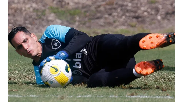 Foto: Vitor Silva/Botafogo/Divulgação - Gatito Fernández: goleiro está em reta final de contrato com o Botafogo