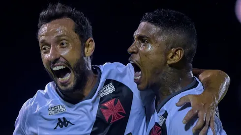 Foto: Thiago Ribeiro/AGIF - Jogadores do Vasco estão em fim de contrato e podem deixar a equipe