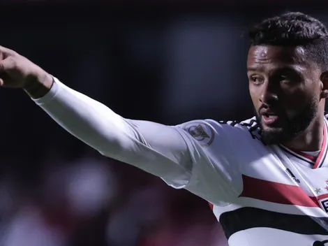 Reinaldo, zagueiro de 31 anos e +: São Paulo pode ceder jogadores ao Grêmio por Ferreira