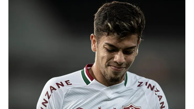 Bittencourt manda a real e entrega sobre saída de Nonato do Fluminense