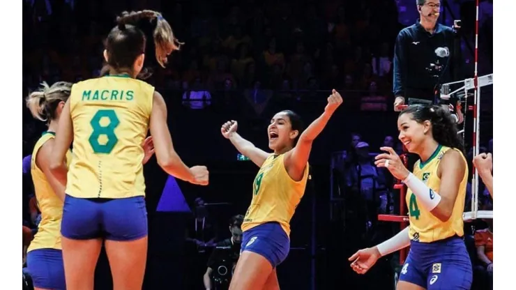 Brasil busca chegar à final do Mundial de vôlei