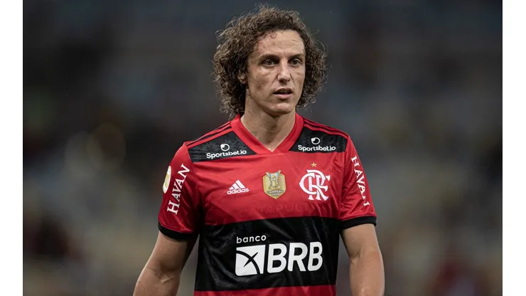 Jorge Rodrigues/AGIF - David Luiz pode deixar o Flamengo para fechar com rival