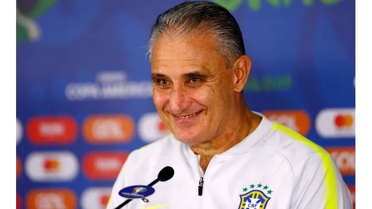 Thiago Calil/AGIF - Tite coloca zagueiro do Internacional na mira para a Copa