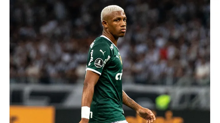 Danilo é titular no Palmeiras (Foto: Alessandra Torres/AGIF)