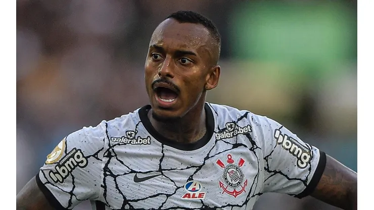 Foto: Thiago Ribeiro/AGIF - Raul vem sendo criticado por erros recorrentes.