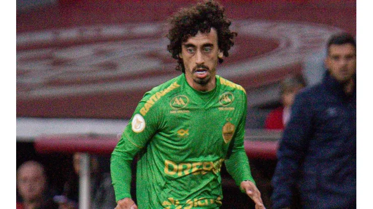 Maxi Franzoi/AGIF - Valdivia com a camisa do Cuiabá