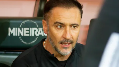 Fernando Moreno/AGIF - Vítor Pereira terá de tomar decisão sobre goleiro do Corinthians