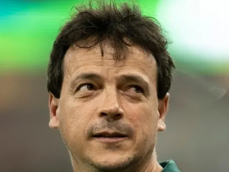 “O time sabe...”; Diniz expõe bastidor e manda a real após derrota