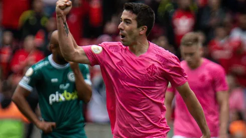 Foto: Maxi Franzoi/AGIF - Carlos De Pena é uma das referências do elenco.