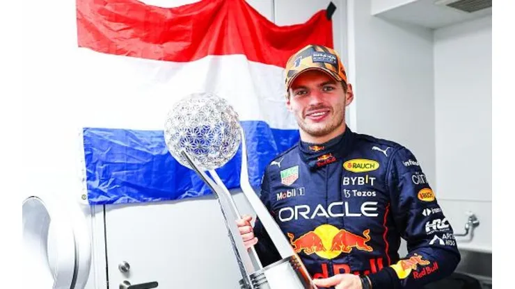 Verstappen conquistou o bi no Japão