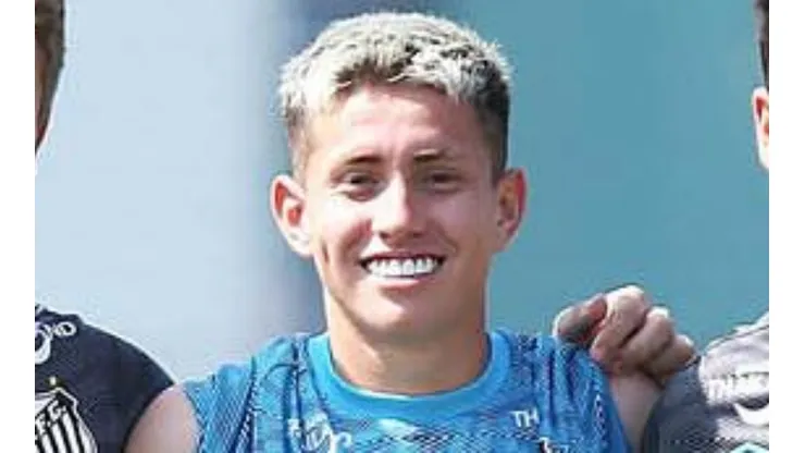 Saída repentina da joia Alison Matheus tem causa vazada e revolta torcida