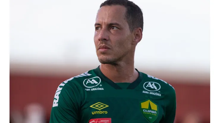 Foto: Gil Gomes/AGIF - Rodriguinho pode voltar ao Cuiabá contra o Flamengo
