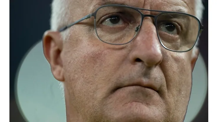 Foto: Jorge Rodrigues/AGIF - Dorival montou time do Flamengo para enfrentar Cuiabá pelo Campeonato Brasileiro