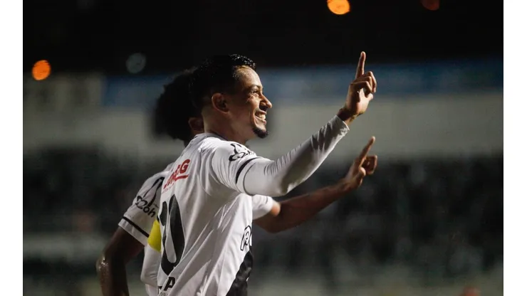 Foto: Rogério Capela/AGIF