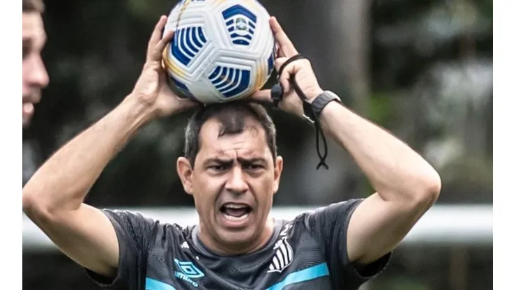 Foto: Ivan Storti/Santos FC - Carille ainda insiste em Lucas Braga para seu clube no Japão