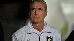 Thiago Ribeiro/AGIF. Luís Castro exaltou atuação importante na virada contra o Avaí