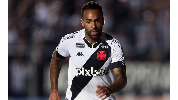 Foto: Daniel Ramalho/Vasco/Divulgação - Alex Texeira: decisivo em vitória contra o Operário