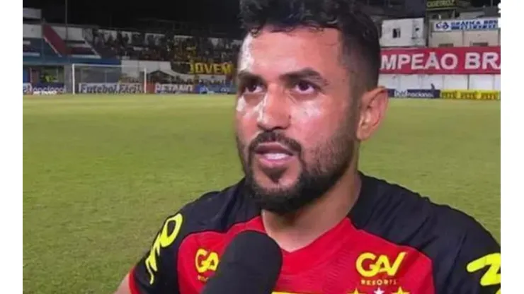 Wanderson com a camisa do Sport (Foto: Reprodução/SporTV)