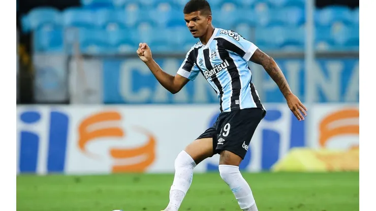 Foto: Pedro H. Tesch/AGIF - Sarará: jovem pode receber chances no Tricolor em 2023