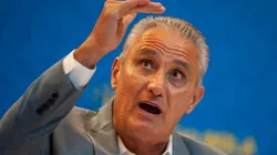 Allan Carvalho/AGIF - Tite em entrevista coletiva.