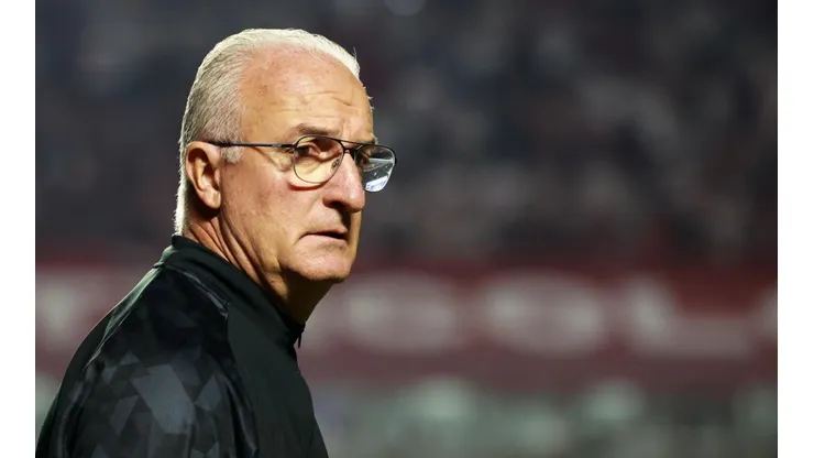 Marcello Zambrana/AGIF - Dorival no comando do Flu.