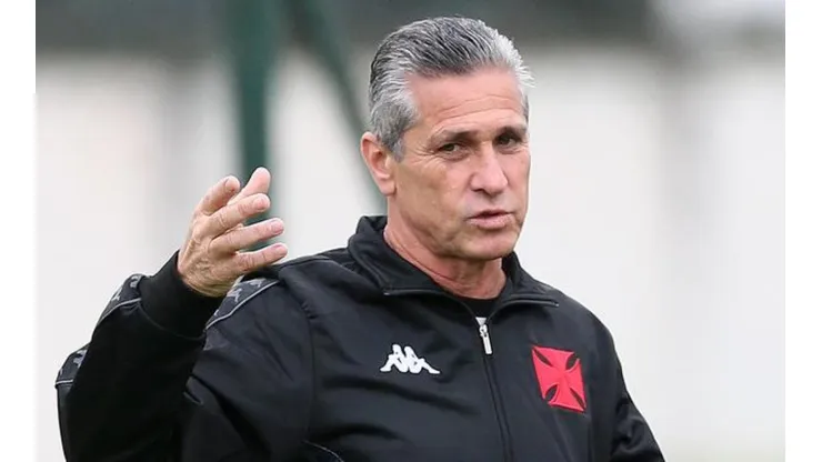 777 entrega decisão surpreendente e faz aviso de última hora a Jorginho
