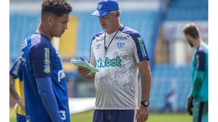 Foto: Leandro Boeira/Avaí FC - Lisca terá retornos importantes contra o Botafogo