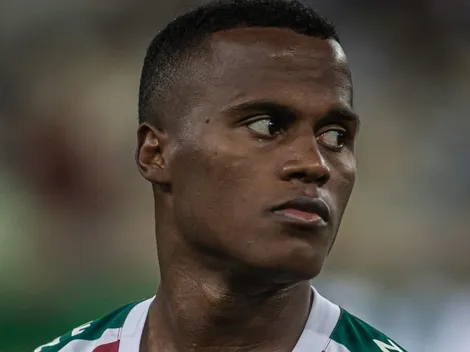 Diniz entrega situação de Arias e confirma outros problemas físicos no Flu