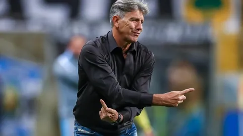 Foto: Lucas Uebel/Grêmio/Divulgação - Renato Portaluppi: técnico alterou planos no sistema defensivo