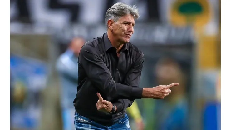 Foto: Lucas Uebel/Grêmio/Divulgação - Renato Portaluppi: técnico alterou planos no sistema defensivo