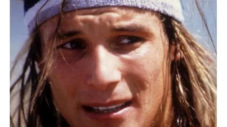 Foto de capa: Foto: Shaun Botterill/ALLSPORT - Caniggia foi o responsável por eliminar o Brasil na Copa de 1990