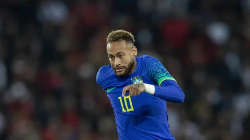 Flickr Oficial do time: Lucas Figueiredo/Flickr Oficial CBF - Neymar vê colega de Paris furioso