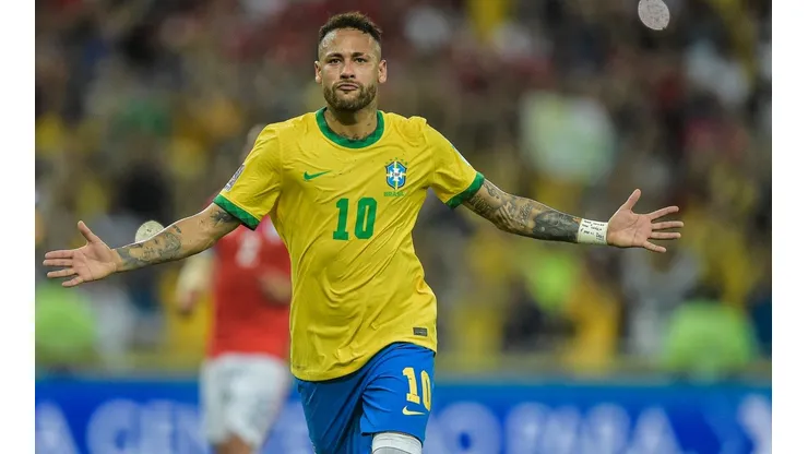 Neymar com a camisa da Seleção Brasileira (Foto: Thiago Ribeiro/AGIF)