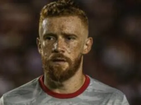 Com Souza entre os sete desfalques, Dado ‘quebra a cabeça’ para montar escalação do Náutico