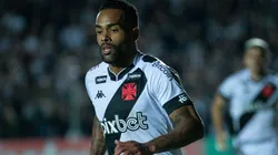 Agif/Joao Vitor Rezende Borba - Alex Teixeira ‘cala a torcida’ em vitória do Vasco